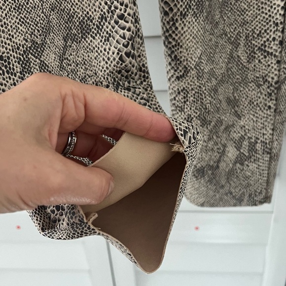 Zara Animal Print Stretch Leggings size M - Picture 3 of 4